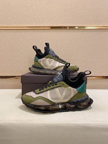 Picture of Valentino Shoes Men _SKUfw133511536fw